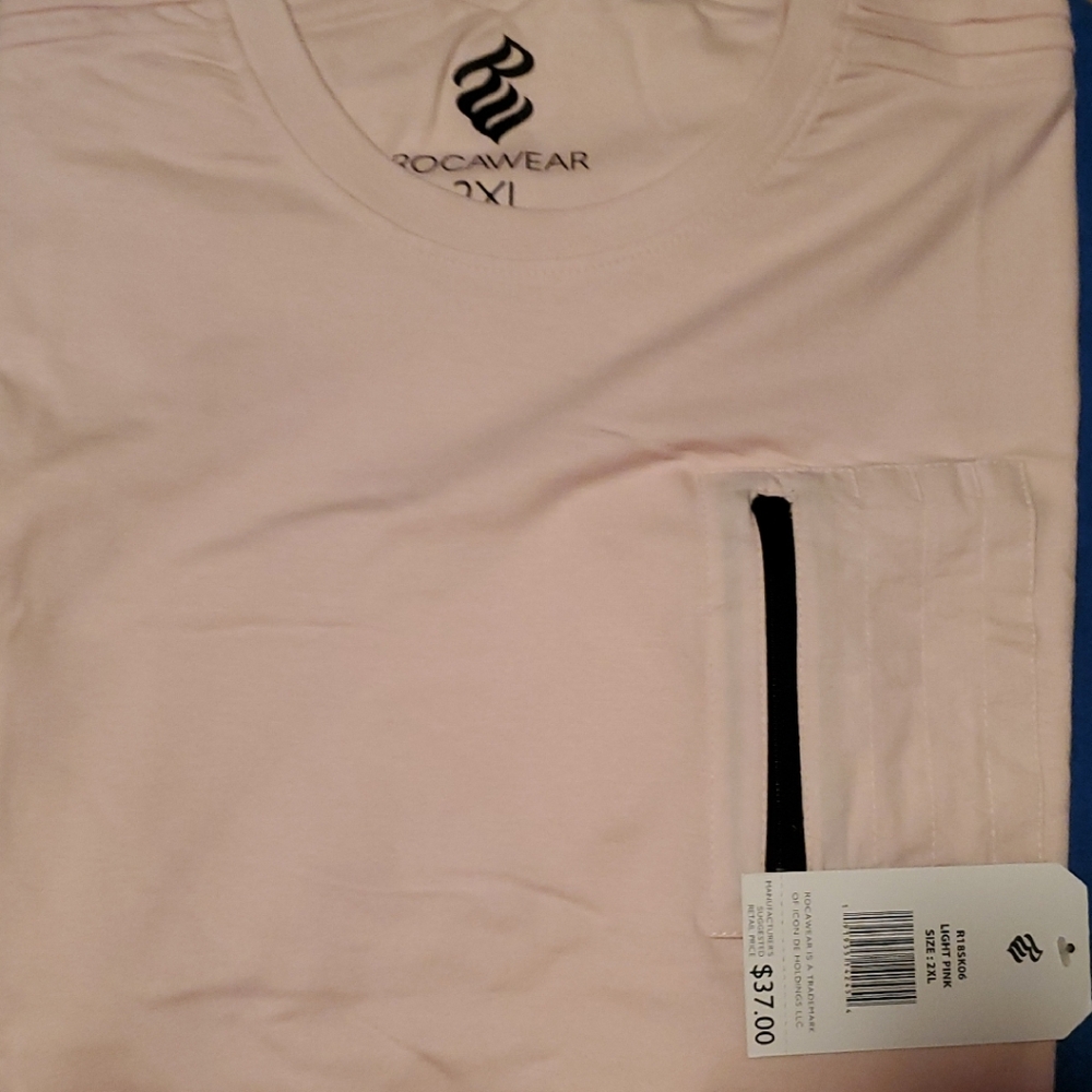 Rocawear Men's Pink Tee with Black Detail